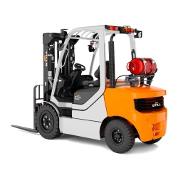 Газовый вилочный погрузчик STILL RCG 30 Plus