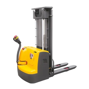 Электрический штабелер XILIN CDDR15-lll