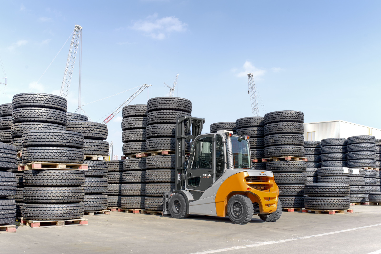 Дизельный вилочный погрузчик STILL RX 70-40