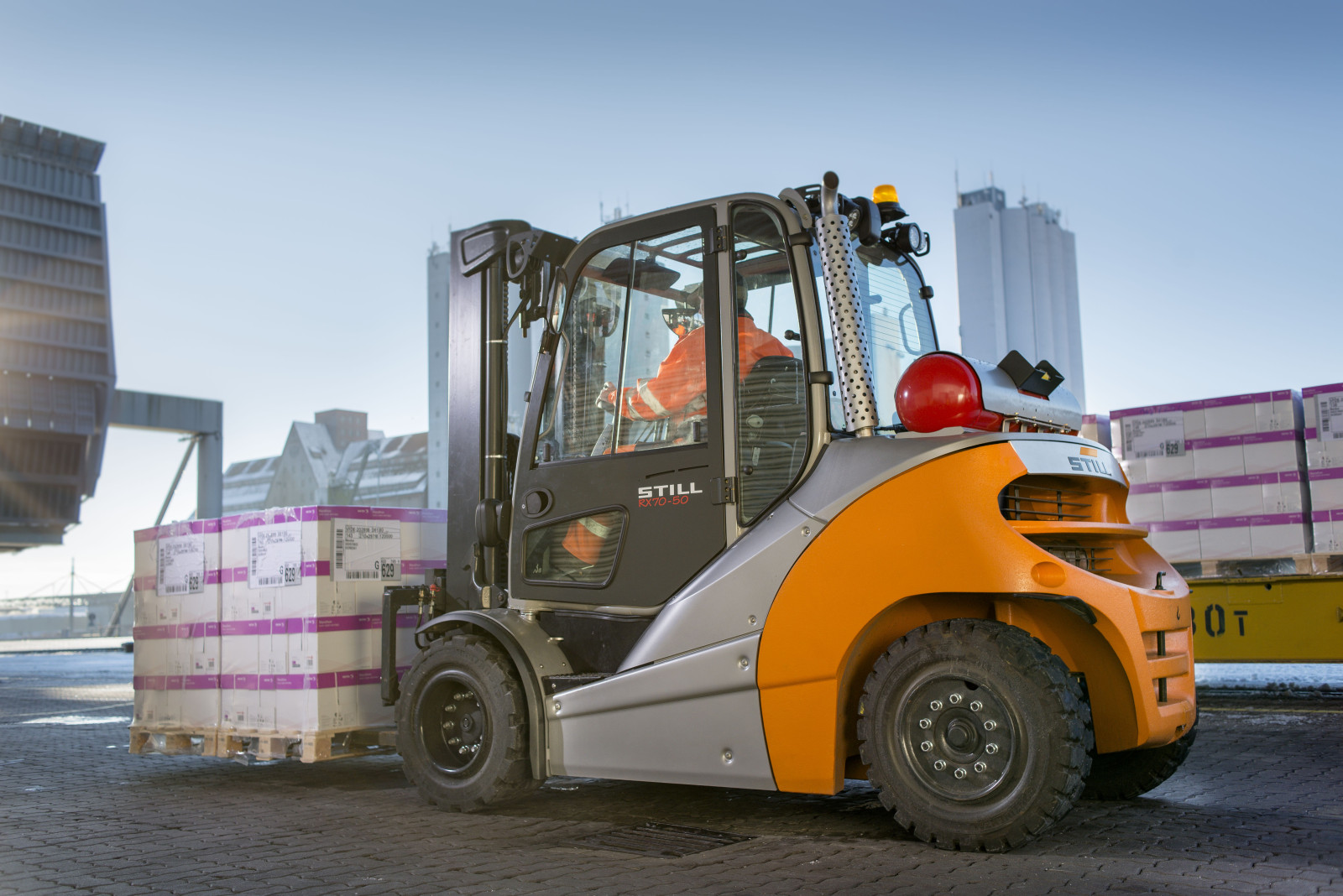 Газовый вилочный погрузчик STILL RX 70-45 T