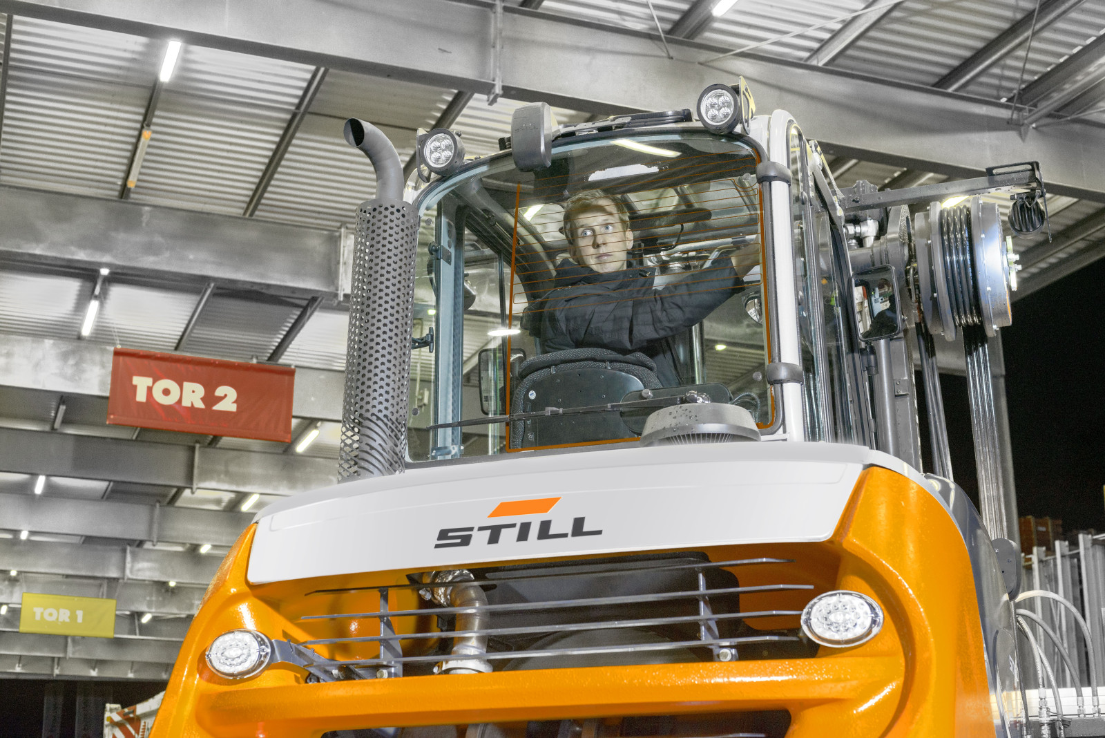 Дизельный вилочный погрузчик STILL RX 70-60