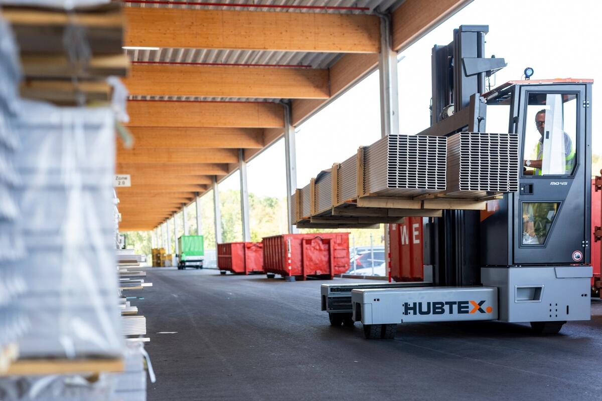 Боковой вилочный погрузчик HUBTEX PHOENIX M 20