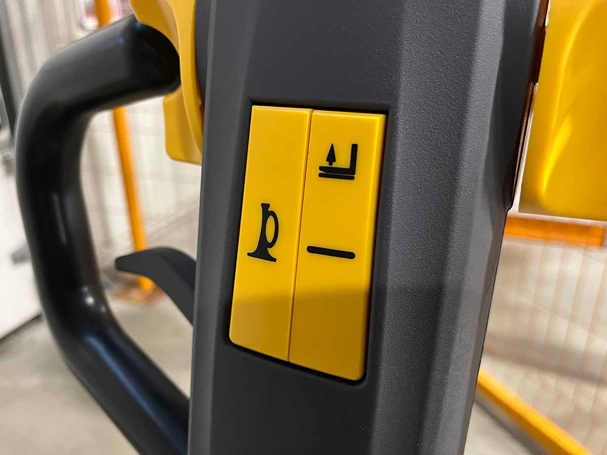 Электрическая тележка SMARTFORXX CBD15W-LIX