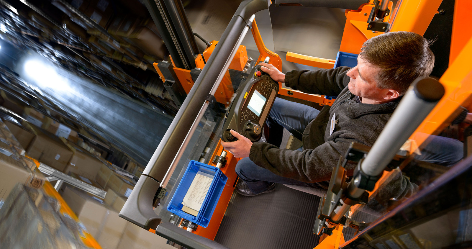 Узкопроходный штабелер STILL MX-X