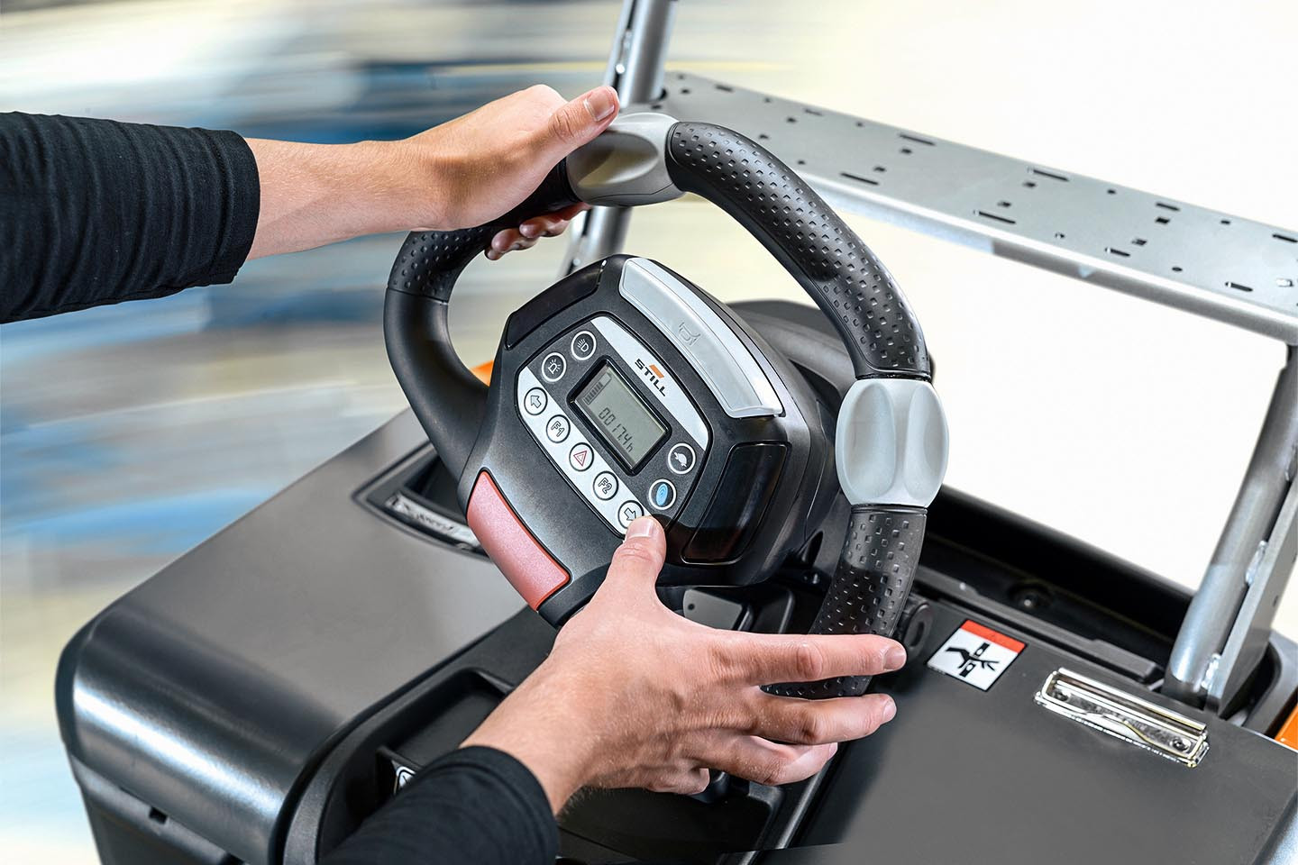 Электрический тягач STILL LTX 50 / Li-Ion